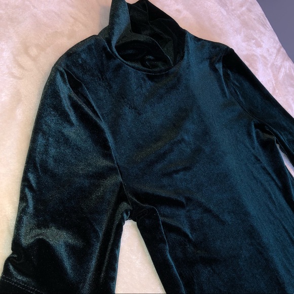 Velvet Top - Picture 4 of 6